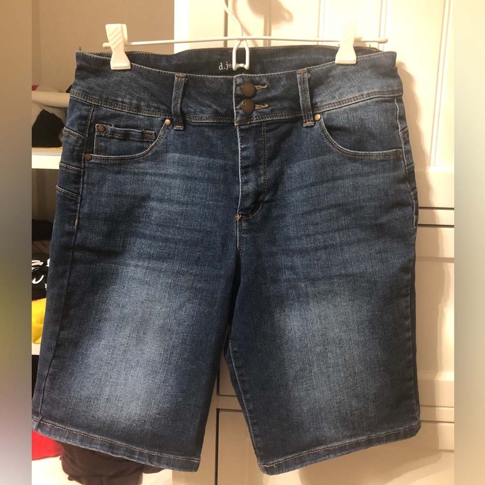 d. jeans High Rise Bermuda Roll Up Hem Denim Jean Shorts with Pockets
